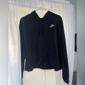 Nike cropped zip up hoodie. Size XL